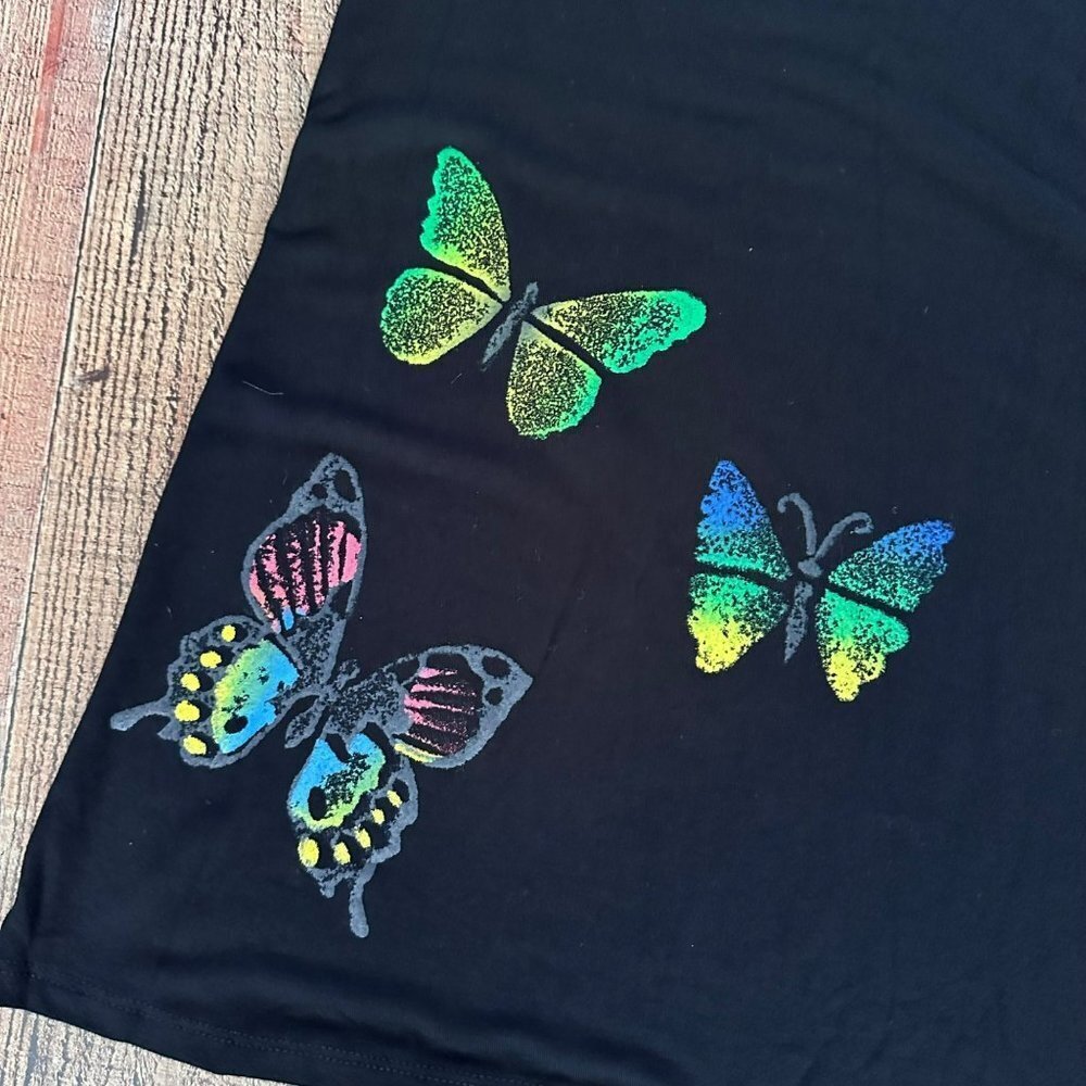 The pyramid collection black with butterfly print sleeveless tunic top women's x - Picture 3 of 7